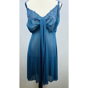 Cacique Sz 26/28 Grn Embrdrd Bodice Waterfall Trim Lettuce Hem Sheer Night Gown